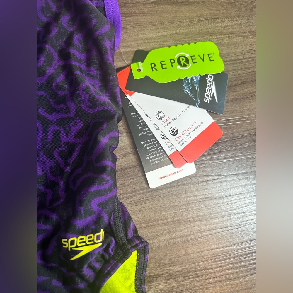 Speedo One Piece Swimsuit Purple Black Print Neon Yellow Lining Size 7/8 NWT - Picture 2 of 10